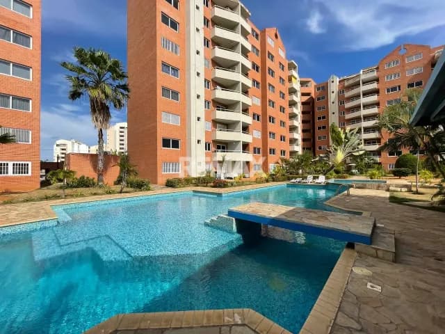 APARTAMENTO EN CONJUNTO RESIDENCIAL LOS CAYOS, URBANIZACION PLAYA EL ANGEL, MUNICIPIO MANEIRO ISLA DE MARGARITA